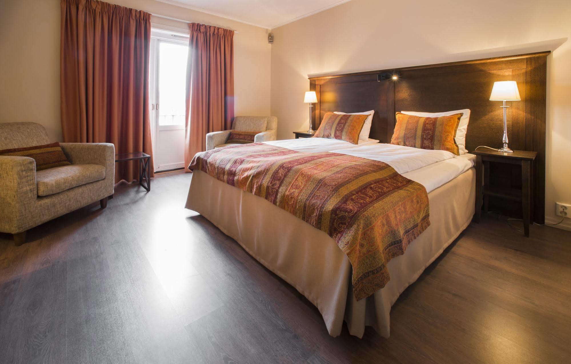 הלדן Home Hotel Park מראה חיצוני תמונה